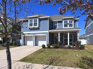 9121 Blackstone Dr, Aubrey, TX 76227