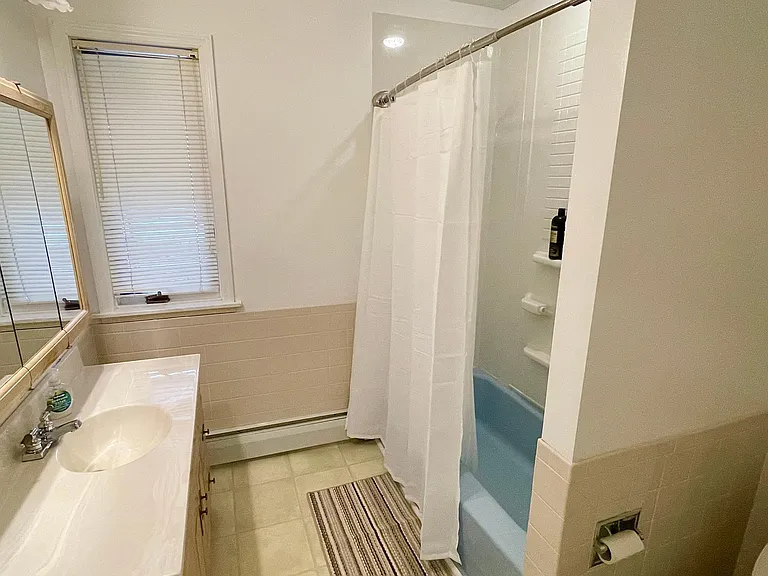 4 Washington St #1 — Photo 12