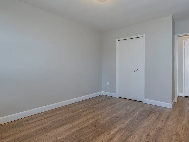 255 Capel St — Photo 15
