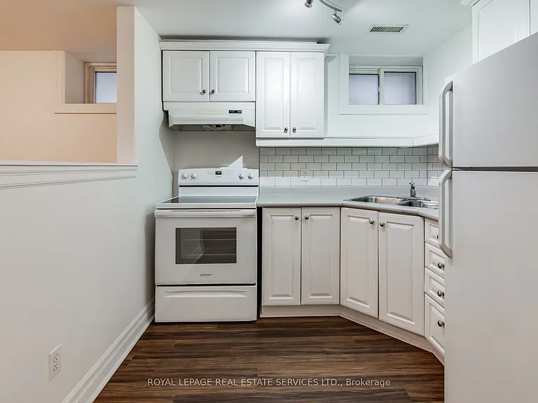 116 Gillard Ave #L — Photo 5