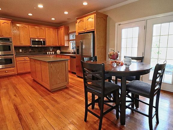 5th image of 508 Cove Lake Dr