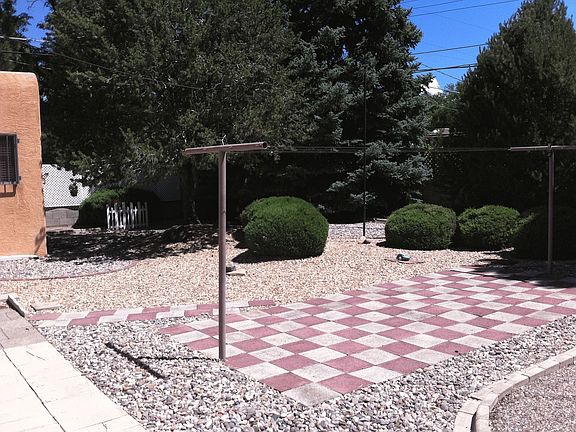 5th image of 1526 Hermosa Dr NE