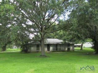 311 Hidden Acres St, Houma, LA 70364