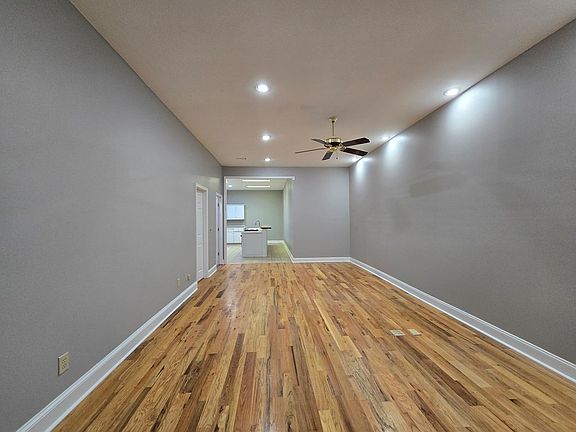 2nd image of 900 Race Track Rd