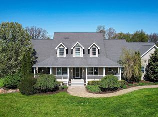 3101 Crooked Lake Rd, Howell, MI 48843