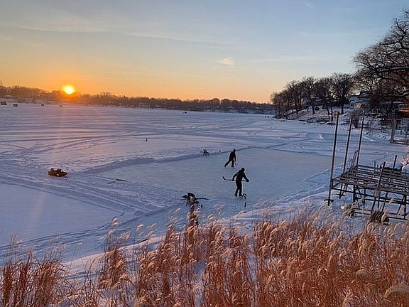 Four Seasons enjoyment 