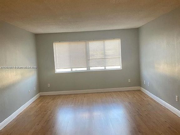 4th image of 14830 Naranja Lakes Blvd #A4r