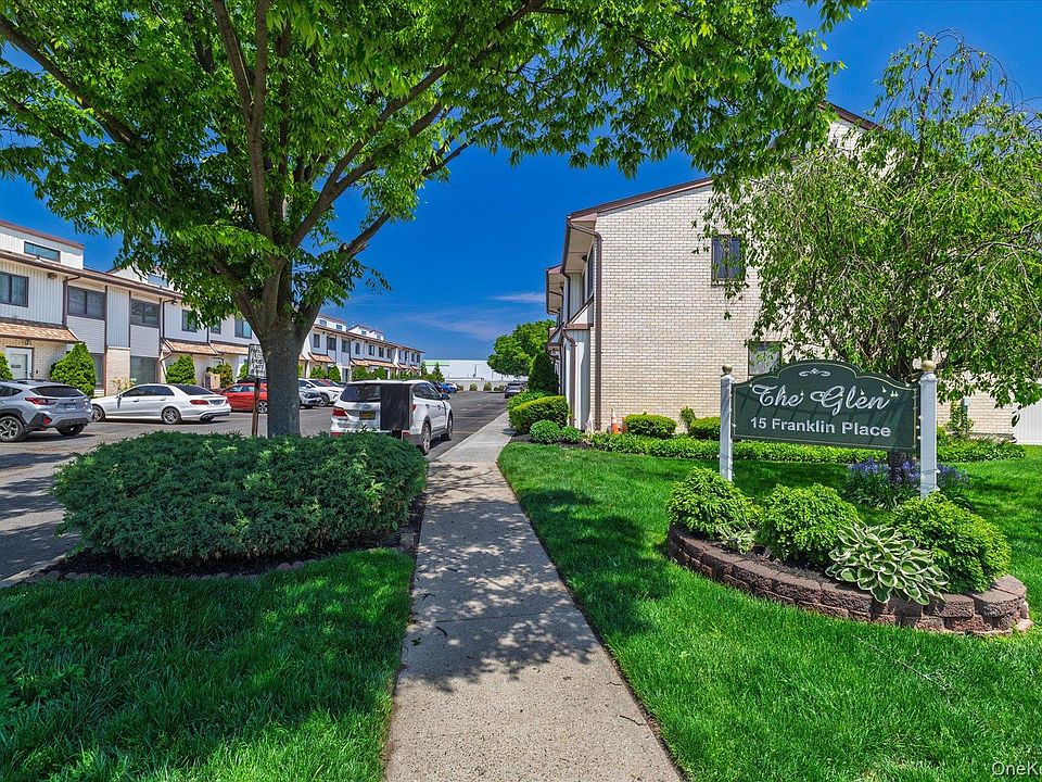 1st image of 15 Franklin Place #5