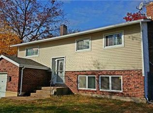 157 Le Grande St, Brentwood, NY 11717