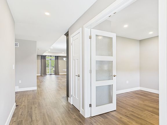 5th image of 36 Jordan Cres