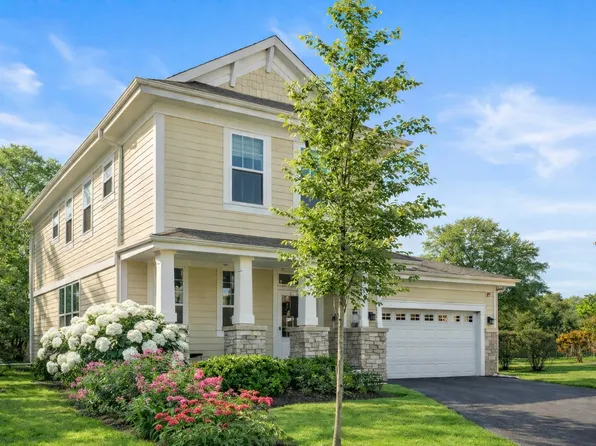 837 Timbers Edge Ln, Northbrook, IL 60062