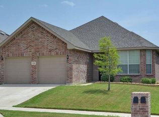 9220 Tierra Verde Dr, Fort Worth, TX 76177