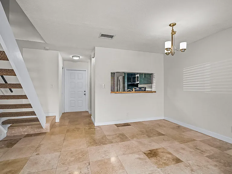 2700 S Oakland Forest Dr #305 — Photo 4