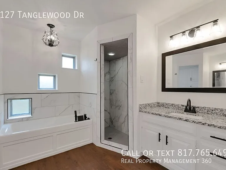2127 Tanglewood Dr — Photo 16