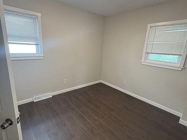 Bedroom 3 - Angle 2 with Windows