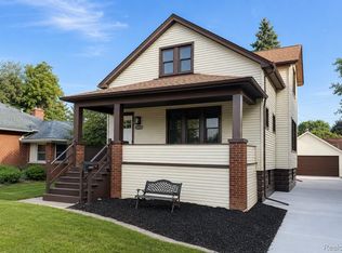 20834 Ardmore Park Dr, Saint Clair Shores, MI 48081