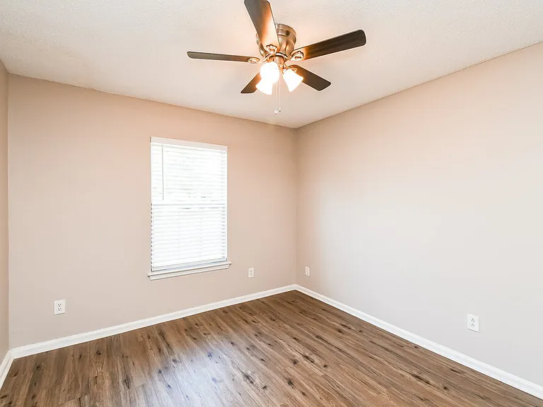 1368 High Plains Dr W — Photo 12