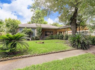 8565 Ridgepoint Dr, Houston, TX 77055