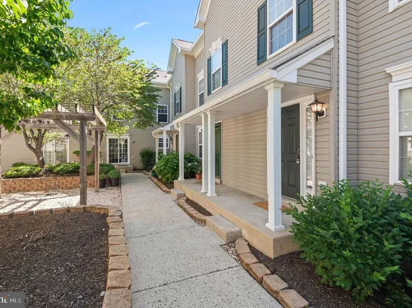 111 Fulgens Ct #158, Warrington, PA 18976
