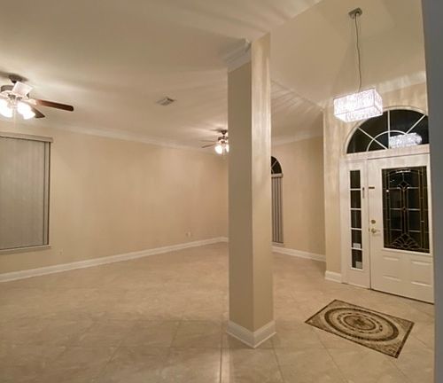 2nd image of 5296 Oxford Crest Dr