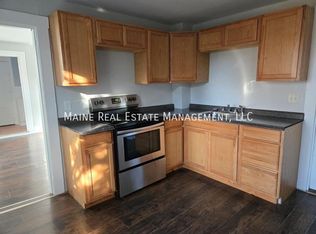 57 Pine St APT 2, Bangor, ME 04401