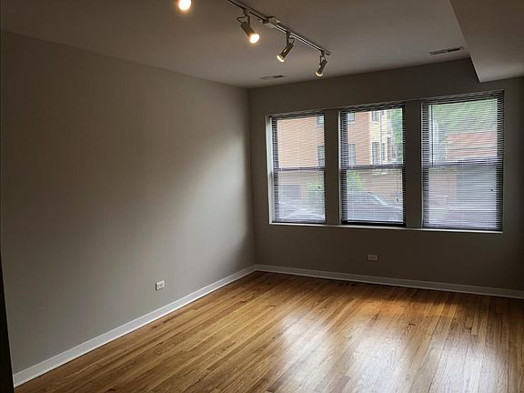 2nd image of 2442 W North Shore Ave #2