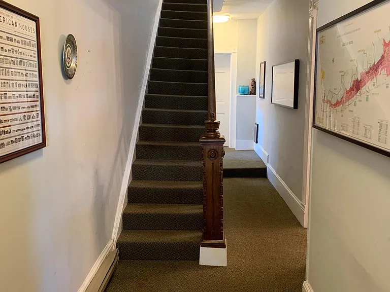 910 Cameron St #2 — Photo 4