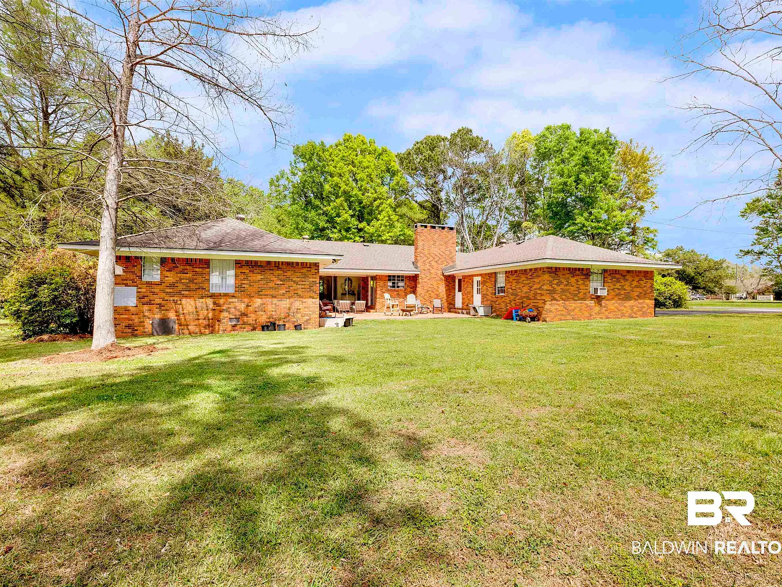 4 bed, 2.5 bath, 2731 sqft, $3,000 — Photo 4