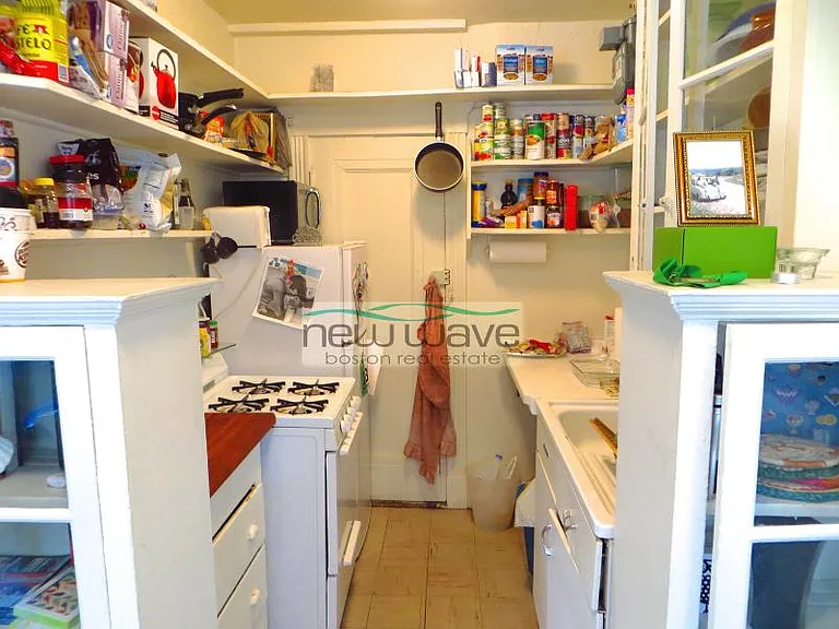 235 Park Dr #16 — Photo 4