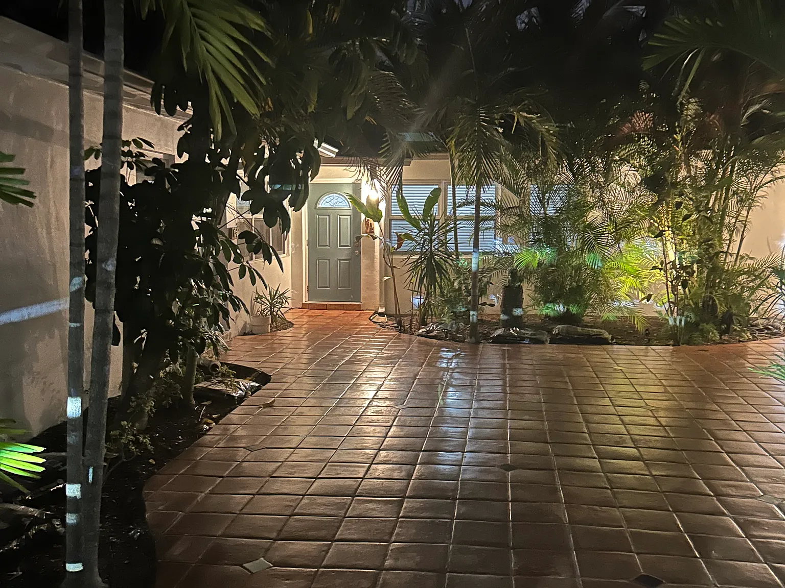 1 bed, 500 sqft, $1,600 — Photo 3