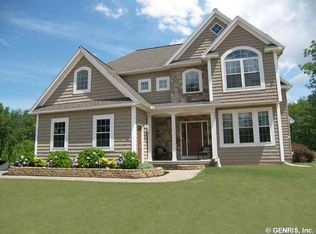 8 Julia Way, Spencerport, NY 14559