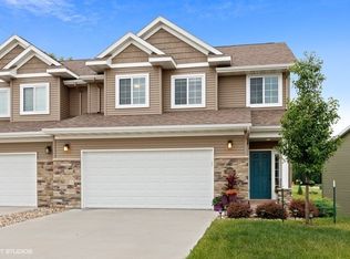 1852 Carroll Ct, North Liberty, IA 52317