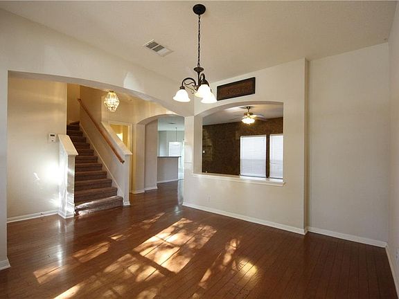 5th image of 525 S Lynnwood Trl
