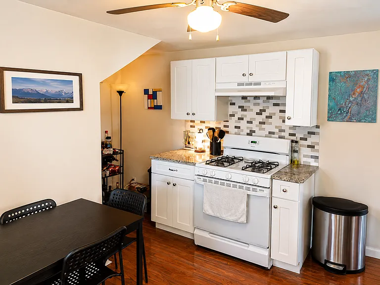 97 Florence Ave #2 — Photo 3