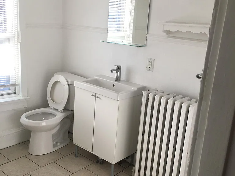2602 E York St — Photo 4