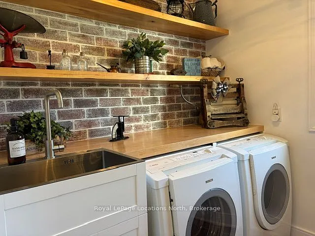 448 Grandview Dr — Photo 10