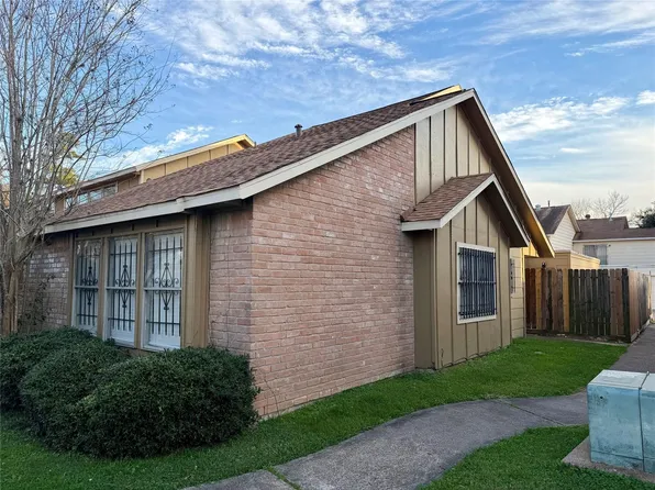 12235 W Village Dr Unit D, Houston, TX 77039