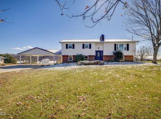 7113 Pembroke Cir, Bristol, VA 24202