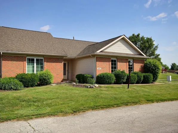 808 Tattersholl Ct, Fort Wayne, IN 46804