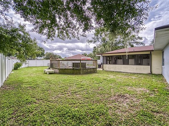 3rd image of 1745 Orangewood Cir