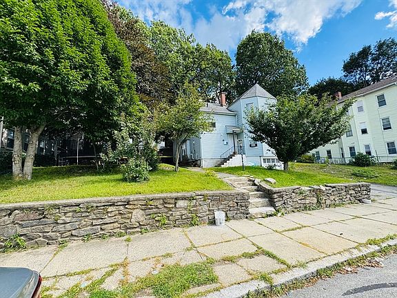 2nd image of 35 Freeland St