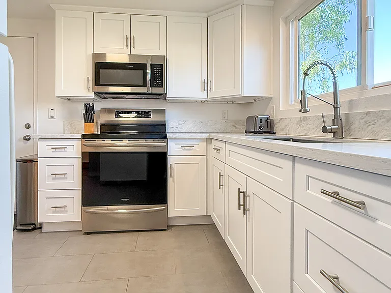 6255 1/2 Saylin Ln — Photo 19