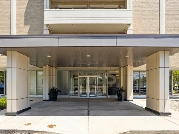 3965 N Meridian St APT 7E, Indianapolis, IN 46208