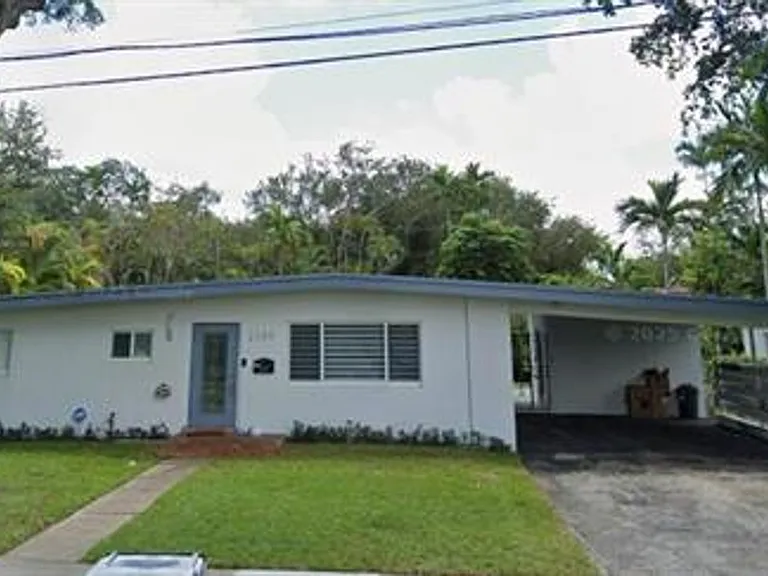 2130 NE 191st Dr — Photo 12