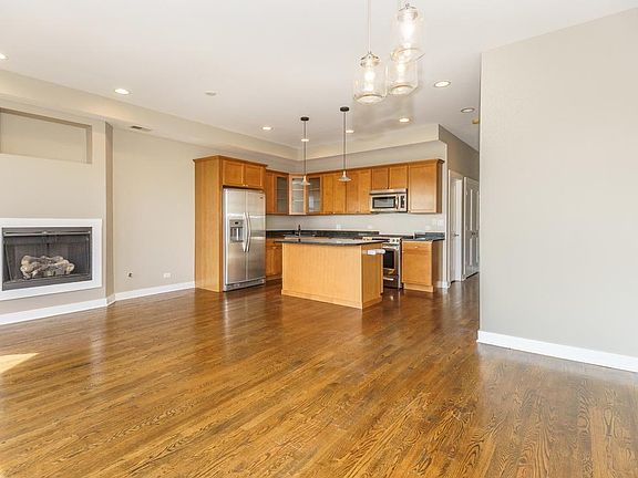 3rd image of 812 North Blvd APT 301