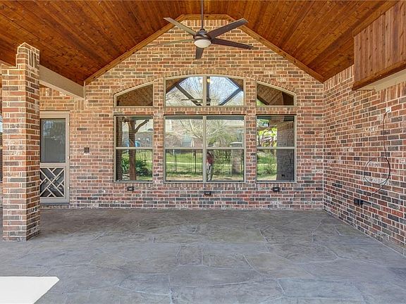 3rd image of 3616 Tinsdale Dr