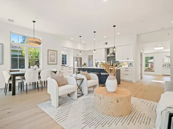 911 Peggy Ln, Menlo Park, CA 94025