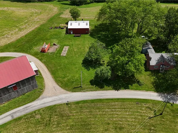899 Union Flat Rd, Shelocta, PA 15774