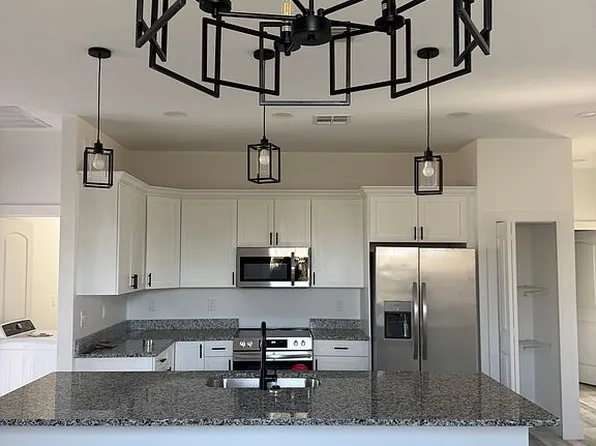 Dupree St, Fort Myers, FL 33916
