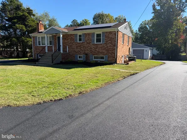 1006 Spruce St, Waldorf, MD 20601